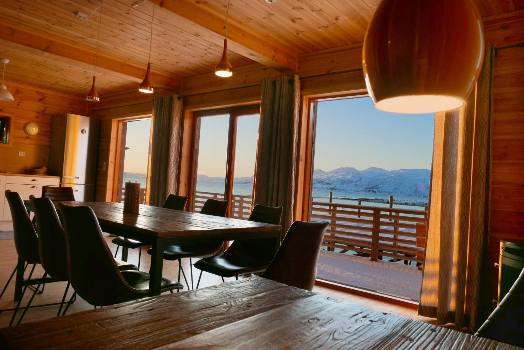 Villa Mikkelvik Brygge Mikkelvika Exterior foto